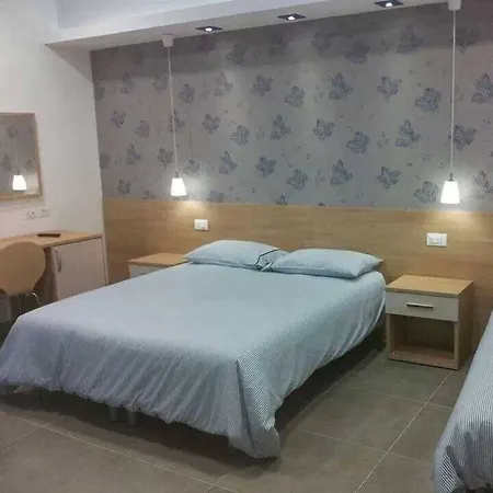 Borgo San Giovanni 3*